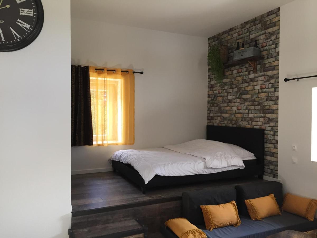 Domaine Chamarel Villa Saint-Paulet-de-Caisson Екстериор снимка