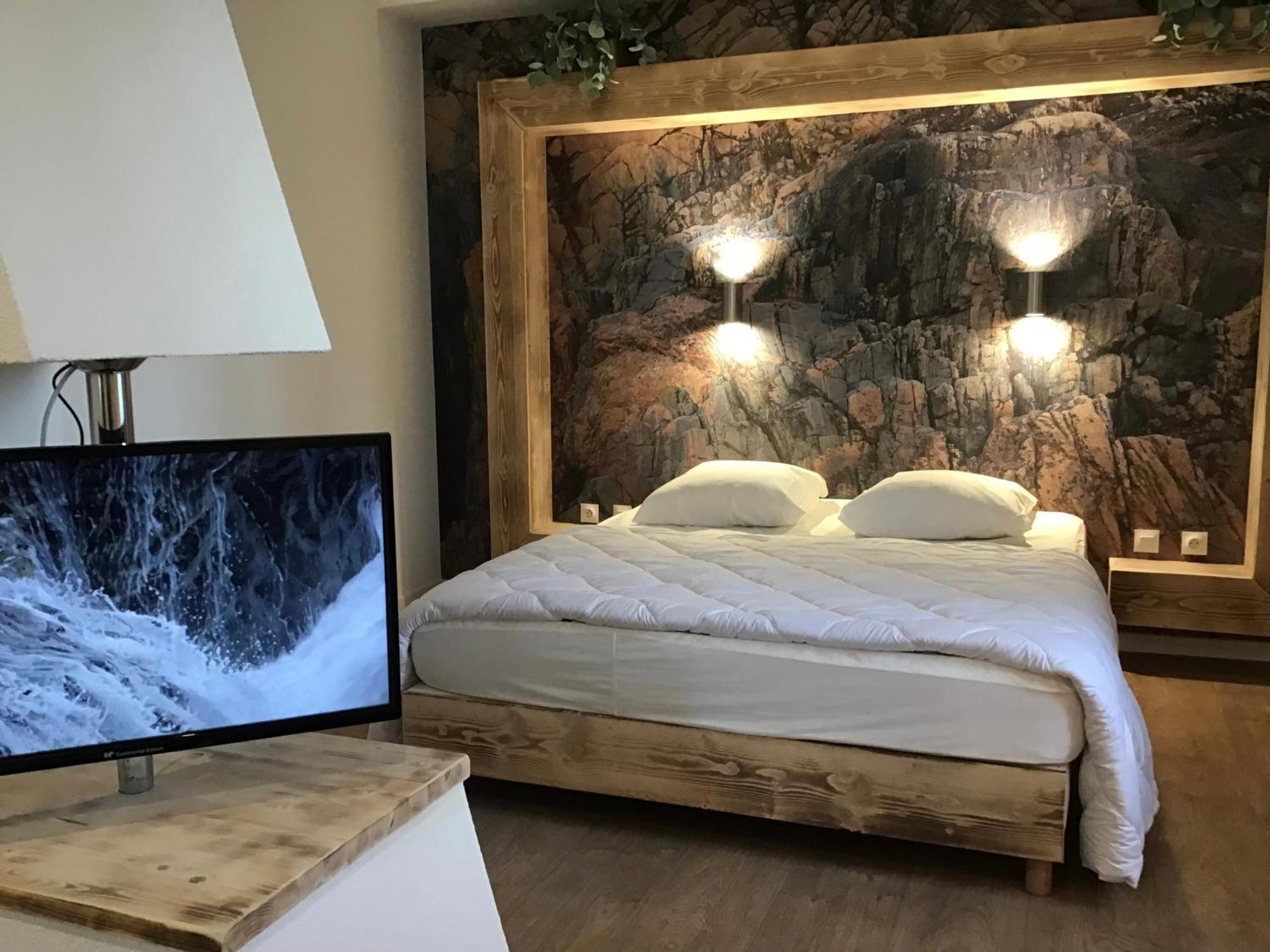 Domaine Chamarel Villa Saint-Paulet-de-Caisson Екстериор снимка