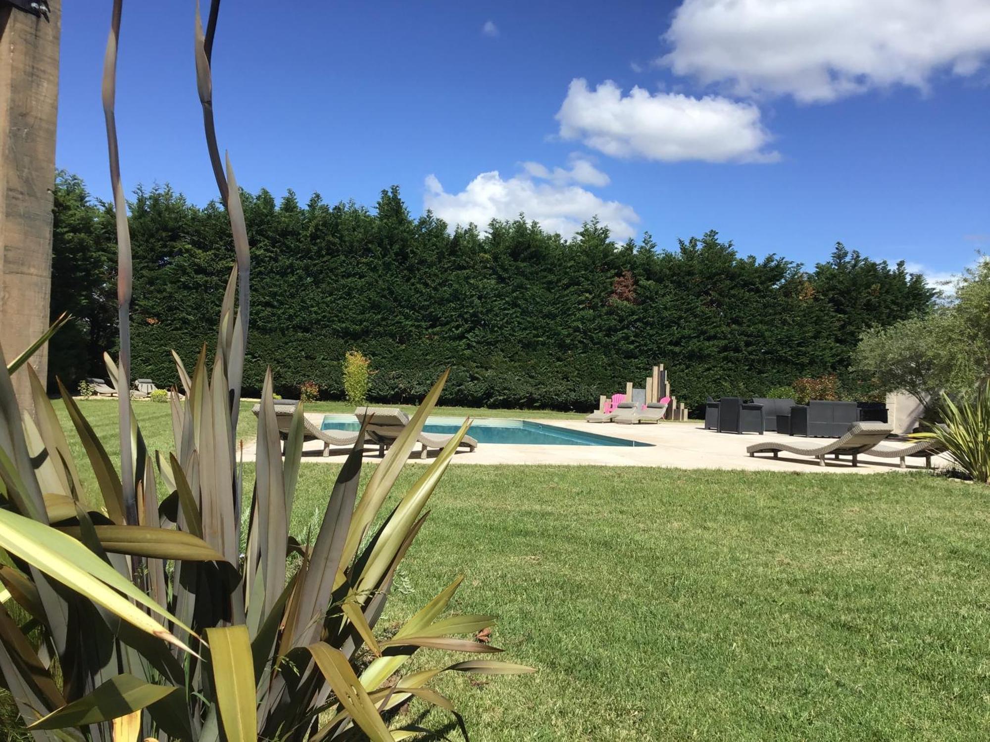 Domaine Chamarel Villa Saint-Paulet-de-Caisson Екстериор снимка